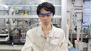 Y. T. （2008年入社） 樹脂添加剤開発研究所